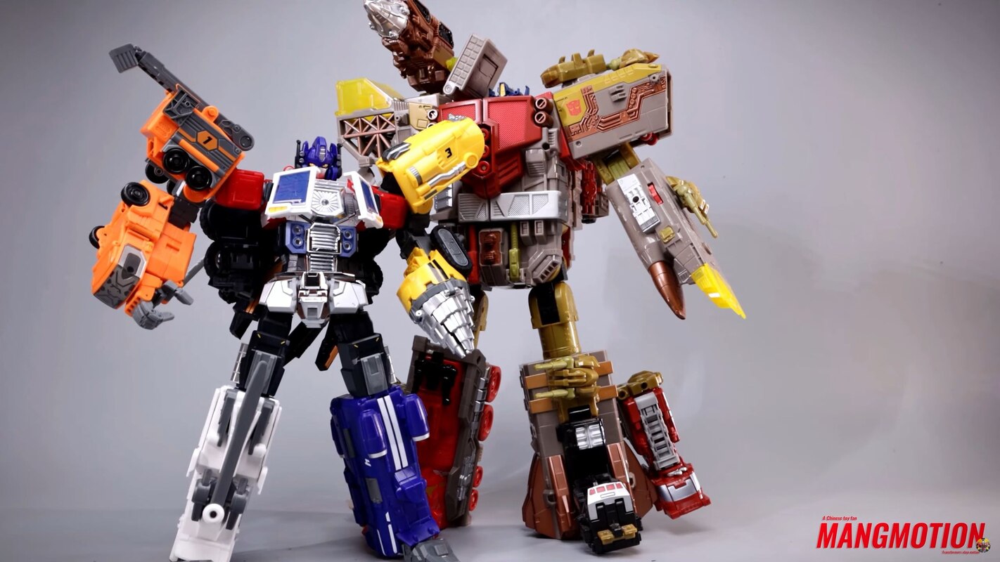 WATCH! Mangmotion FansHobby MB-18 Energy Commander - Energon Omega Supreme Compared