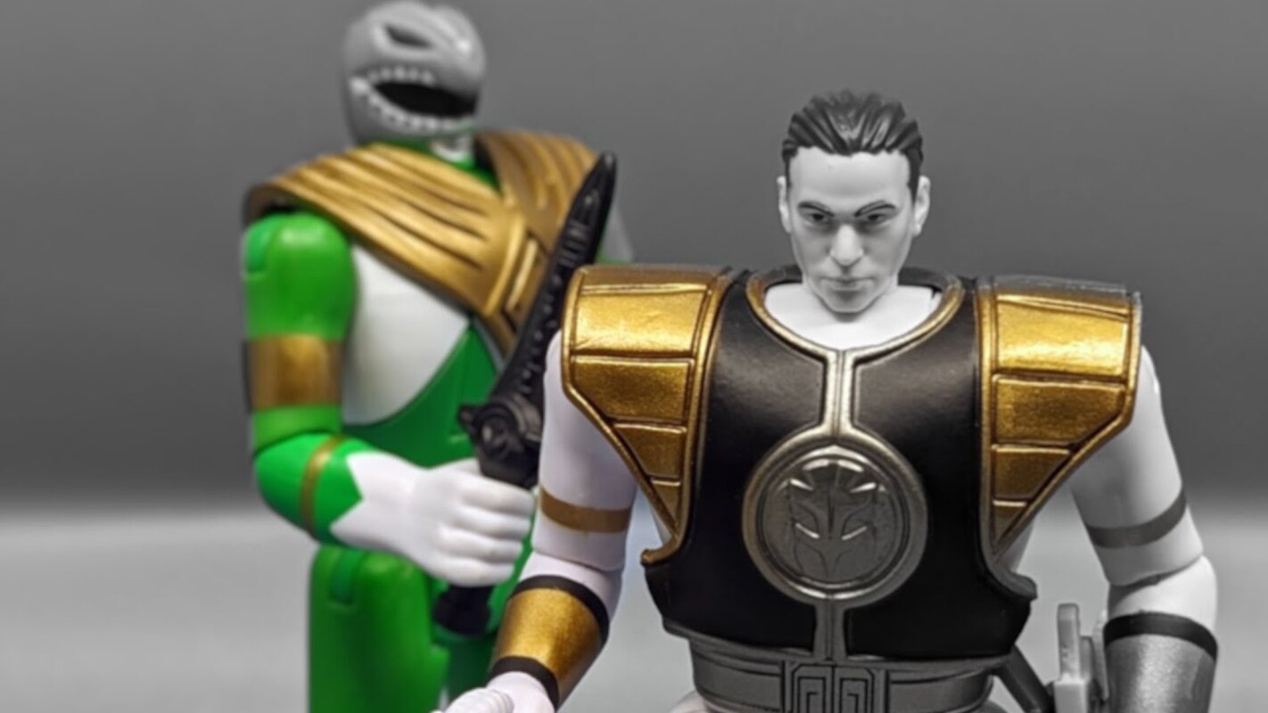 Chuck's Reviews Mighty Morphin Power Rangers Retro Morphin Green Ranger And White Ranger