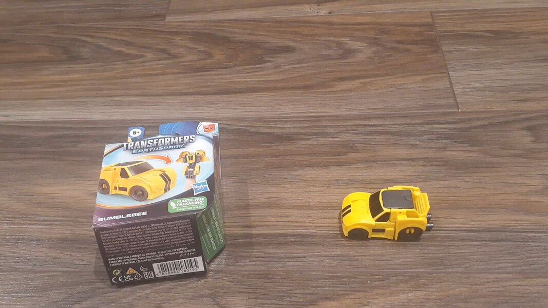 In Hand Image Of Transformers EarthSpark Tacticon Wave1 Bumblebee  (2 of 6)