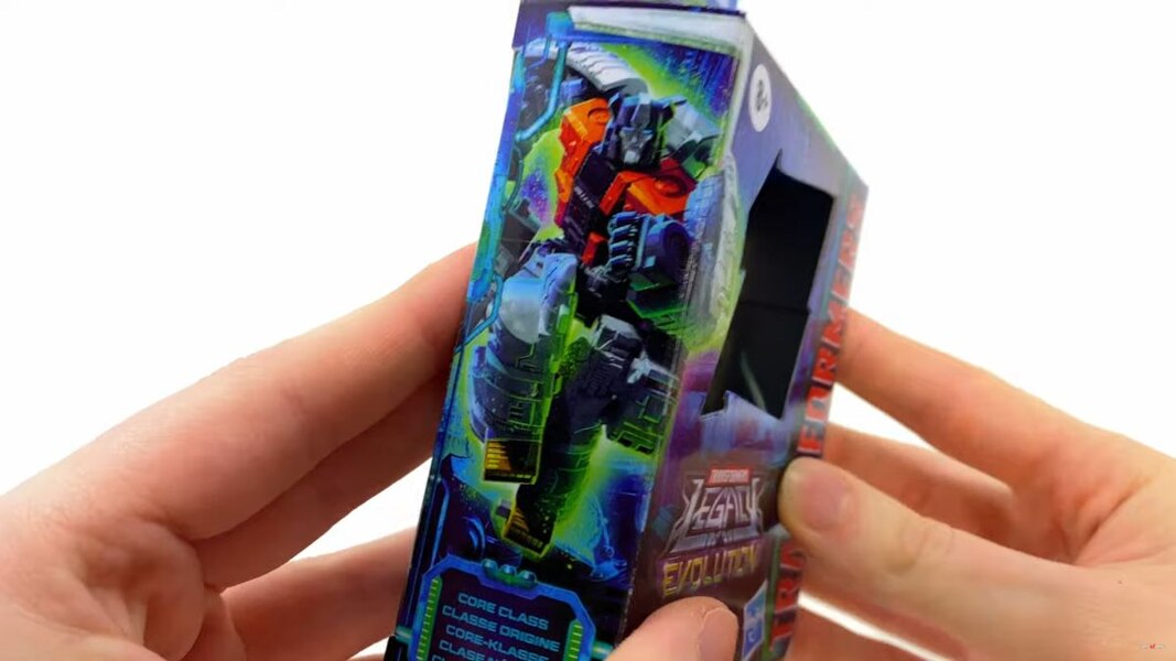 In Hand Image Of Legacy Evolution Core Class Sludge Toy  (9 of 39)