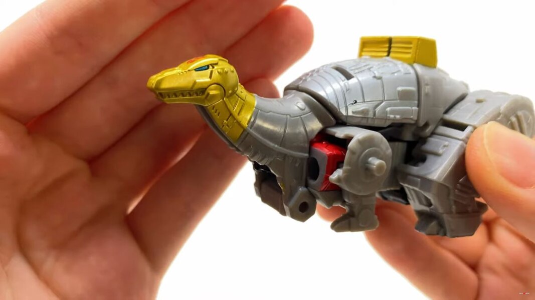 In Hand Image Of Legacy Evolution Core Class Sludge Toy  (26 of 39)