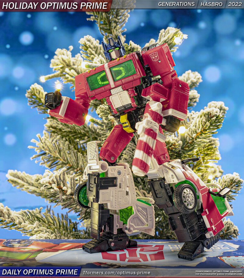 Daily Prime - Santamus Arrives as Holiday Optimus Prime