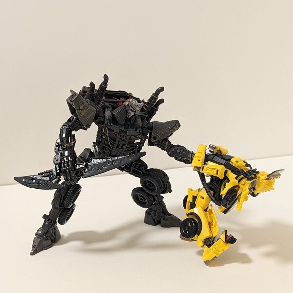 Image Of Transformers Rise Of The Beasts Scourge Toy  (23 of 23)