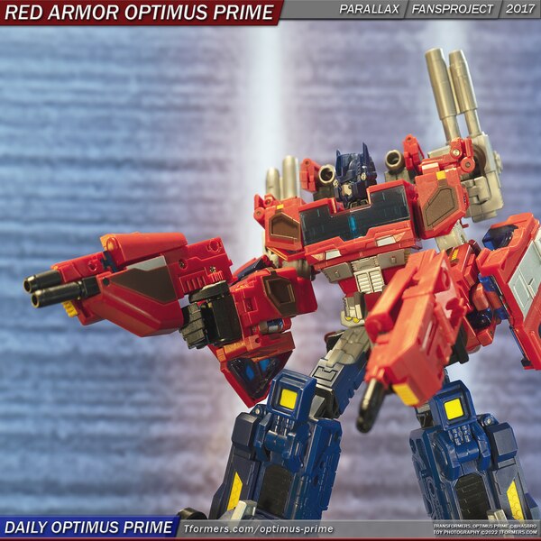 Daily Prime   Parallax Red Armor Optimus Prime  (4 of 10)