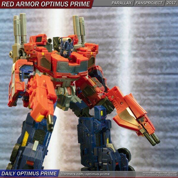 Daily Prime   Parallax Red Armor Optimus Prime  (9 of 10)