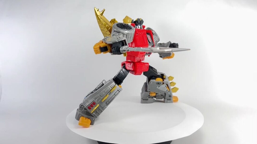 In Hand Image Of Transformers Studio Series 86 Leader Dinobot Snarl  (32 of 32)