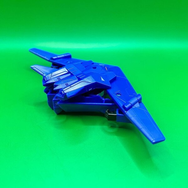 In Hand Image Of Transformers Earthspark 1 Step Soundwave  (4 of 16)