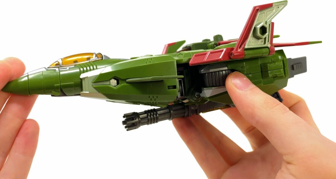 Image Of Transformers Legacy Evolution Skyquake  (25 of 59)