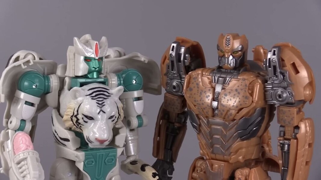 In Hand Image Of Transformers Studio Series Rise Of The Beasts 98 Cheetor  (8 of 18)