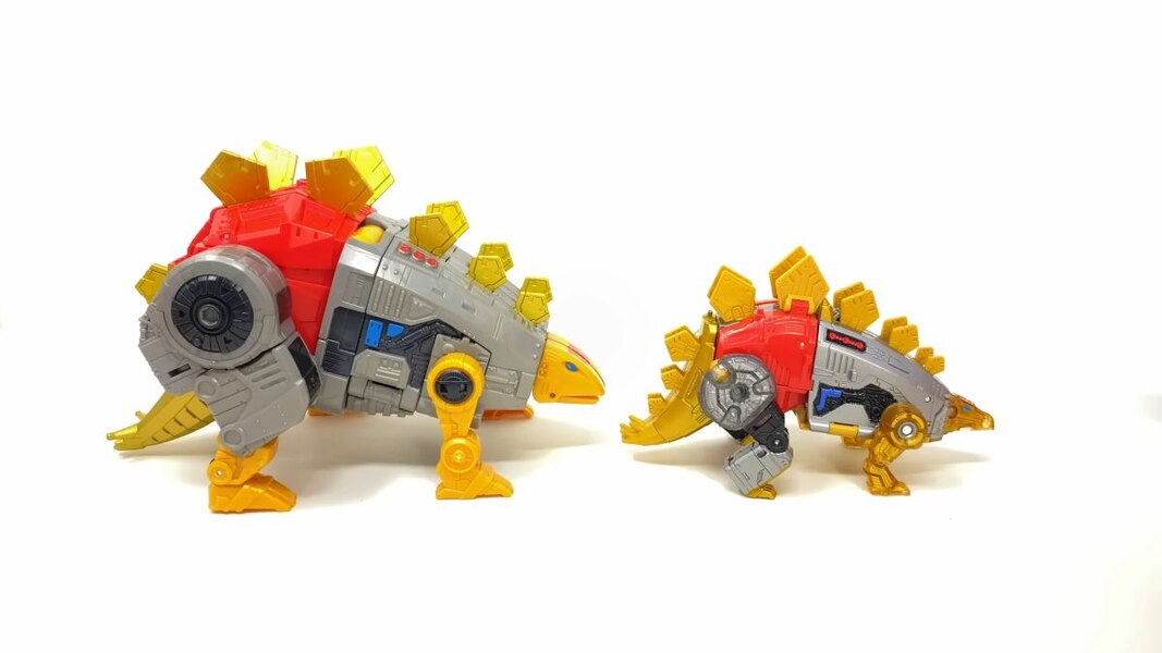 In Hand Image Of Transformers Studio Series 86 Leader Dinobot Snarl  (24 of 32)
