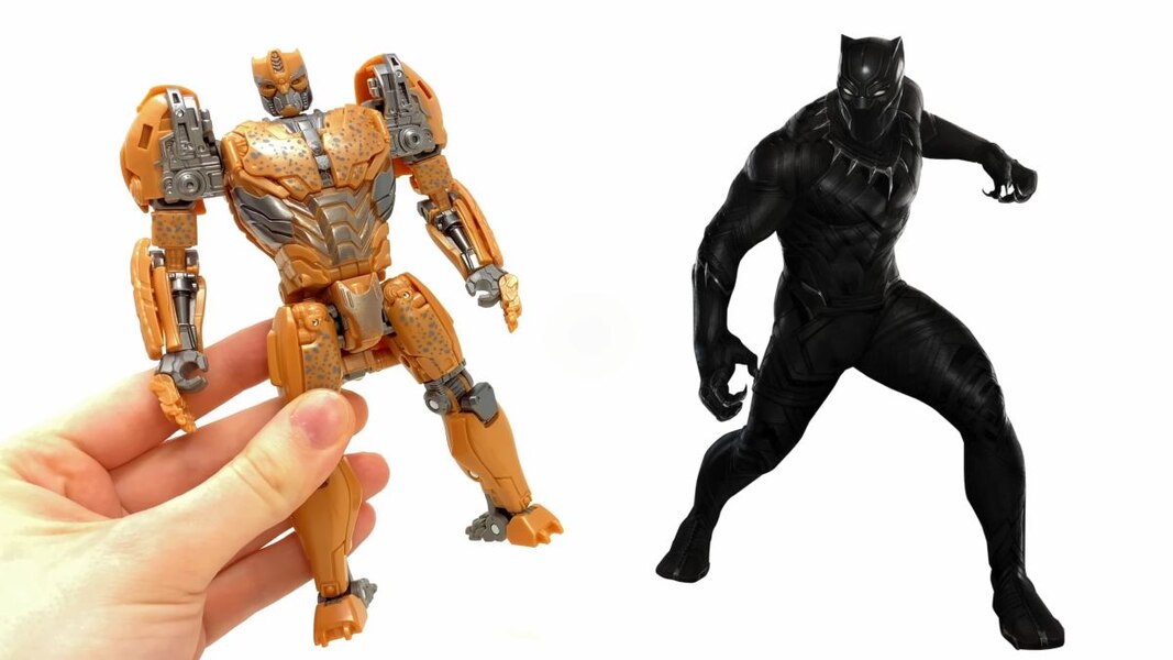In Hand Image Of Studio Series Rise Of The Beasts 98 Cheetor  (22 of 51)