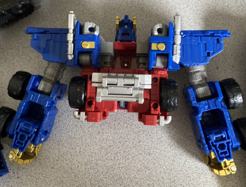 In Hand Image Of Transformers Legacy Commander Class Armada Optimus Prime  (29 of 39)