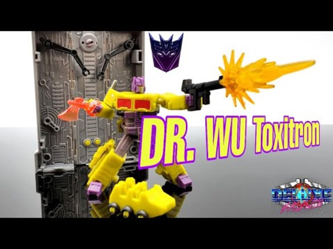 Dr. Wu Prime Commander Transformer Review! (Toxitron Edition)