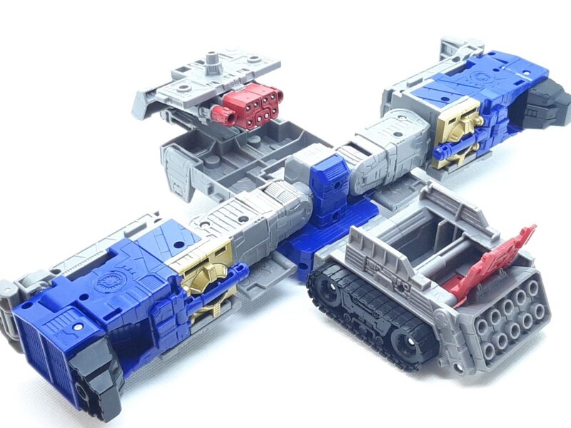 New In Hand Images Of Legacy Evolution Commander Armada Optimus Prime  (27 of 49)