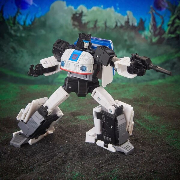 Official Image Of Transformers Legacy Evolution Origin Autobot Jazz  (7 of 10)