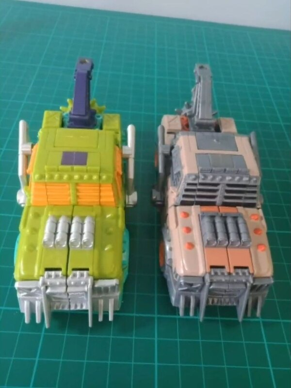 In Hand Image Of Transformers Legacy Evolution Tow Line Weaponizer  (14 of 21)