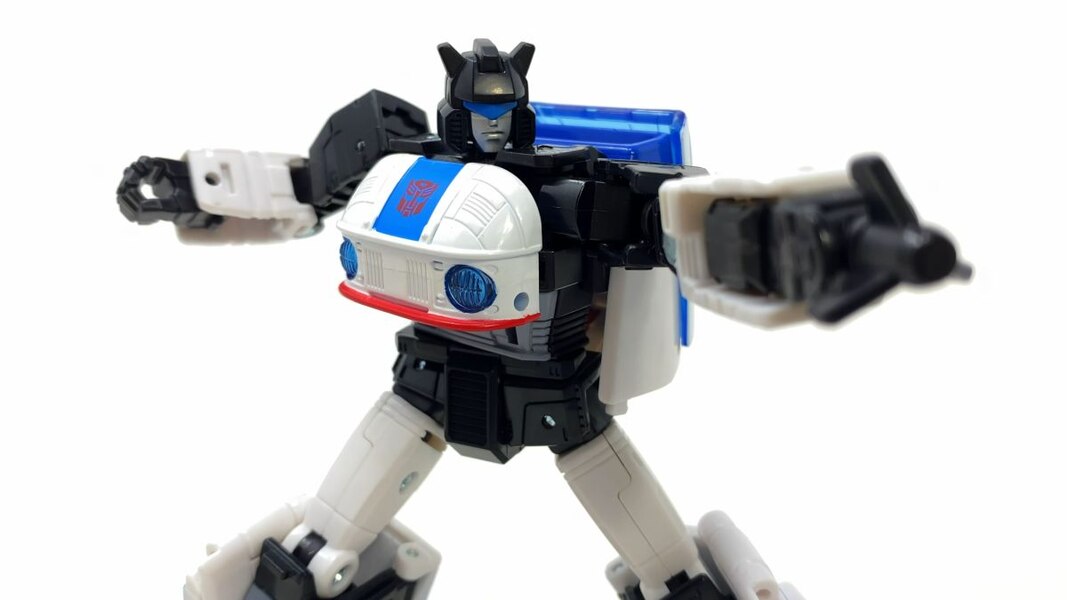 Image Of Transformers Legacy Evolution Origin Autobot Jazz  (38 of 40)