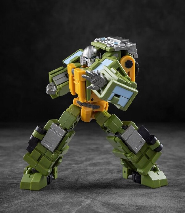 Image Of Iron Factory EX 64 Resolute Defender  (6 of 9)