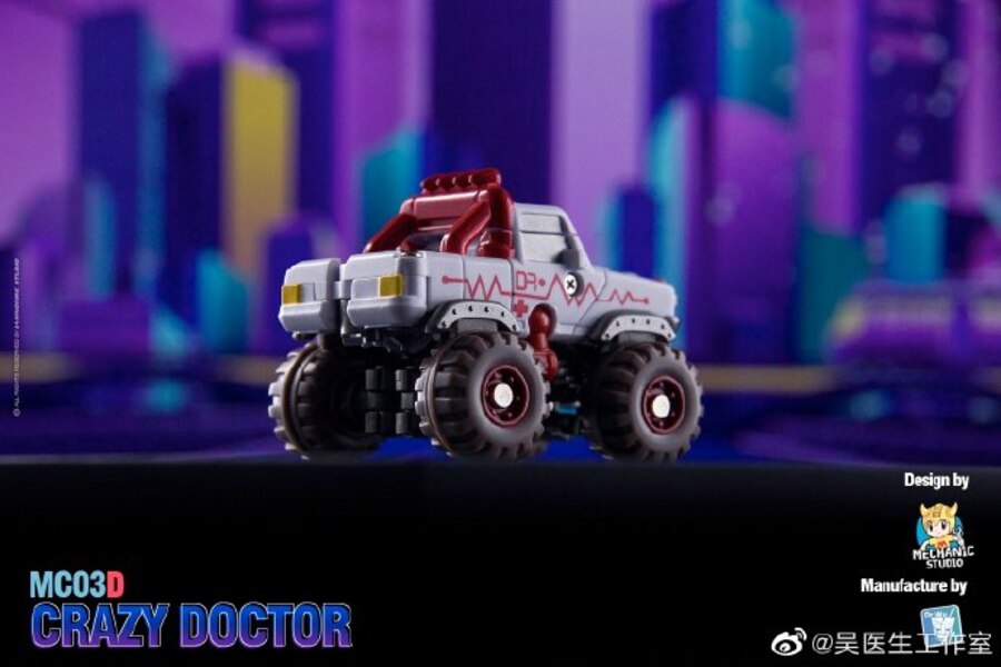 Dr WU MC 03D Little Monster Crazy Doctor Version Limited Edition Image  (5 of 9)