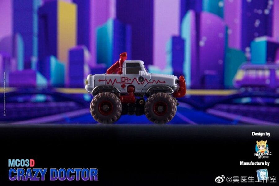 Dr WU MC 03D Little Monster Crazy Doctor Version Limited Edition Image  (9 of 9)
