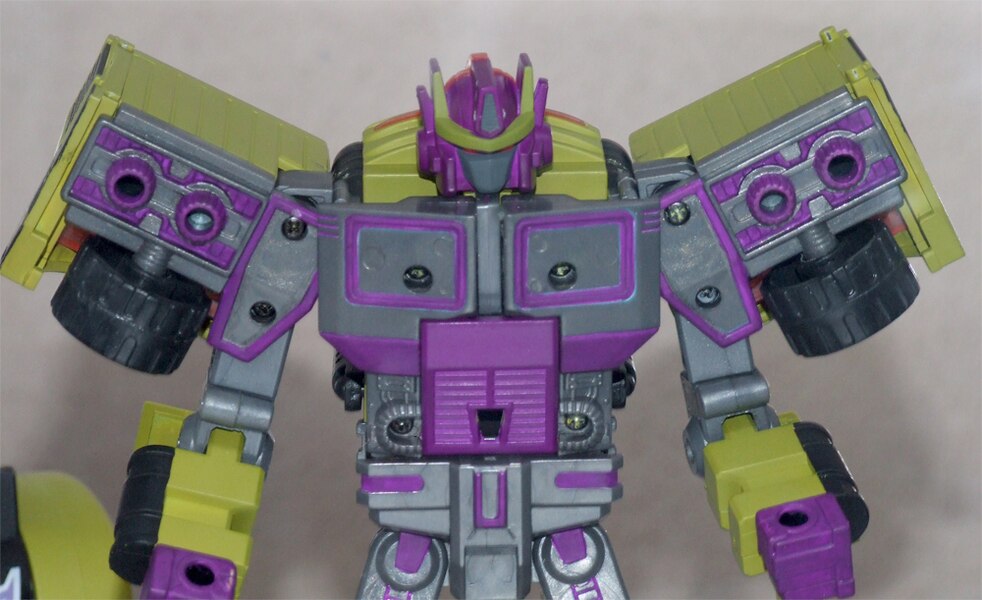 Daily Prime   BotCon 2007 Unreleased Universe Toxitron Image  (7 of 13)