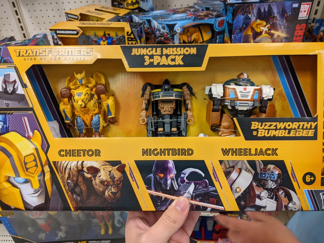 Transformers Buzzworthy Bumblebee Rise of The Beasts Jungle Mission 3-Pack Found in USA