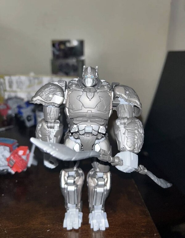 Transformers Rise Of The Beasts Optimus Primal Voyager  (1 of 10)