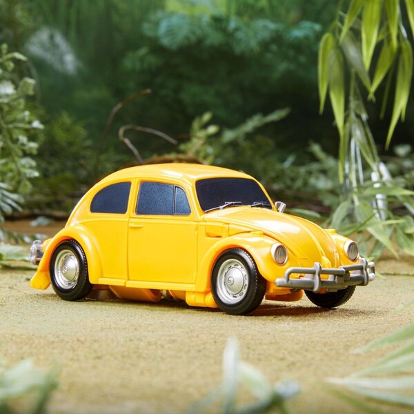Autobots Unite Nitro Bumblebee From Transformers Rise Of The Beasts  (30 of 50)