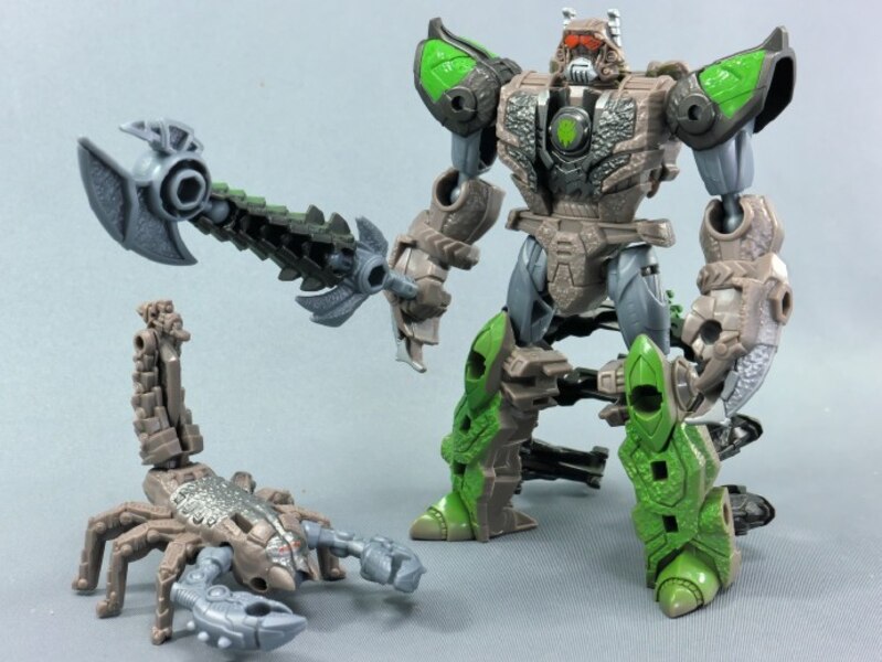 Scorponok & Sandspear Weaponizers 2 Pack Images Takara Tomy Transformers Rise Of The Beasts  (6 of 7)