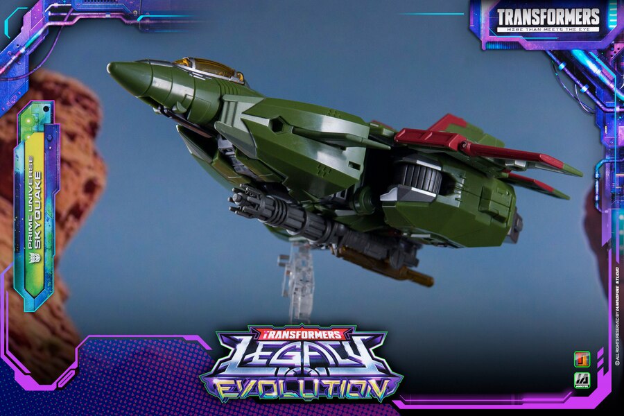 Skyquake Transformers Legacy Evolution Toy Photography By IAMNOFIRE  (7 of 18)
