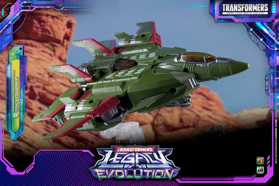 Skyquake Transformers Legacy Evolution Toy Photography By IAMNOFIRE  (9 of 18)