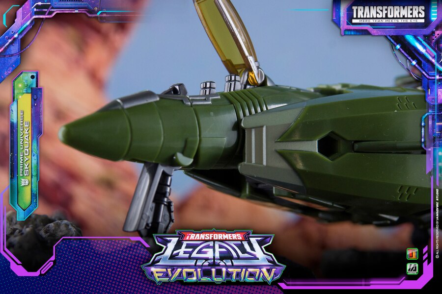 Skyquake Transformers Legacy Evolution Toy Photography By IAMNOFIRE  (13 of 18)