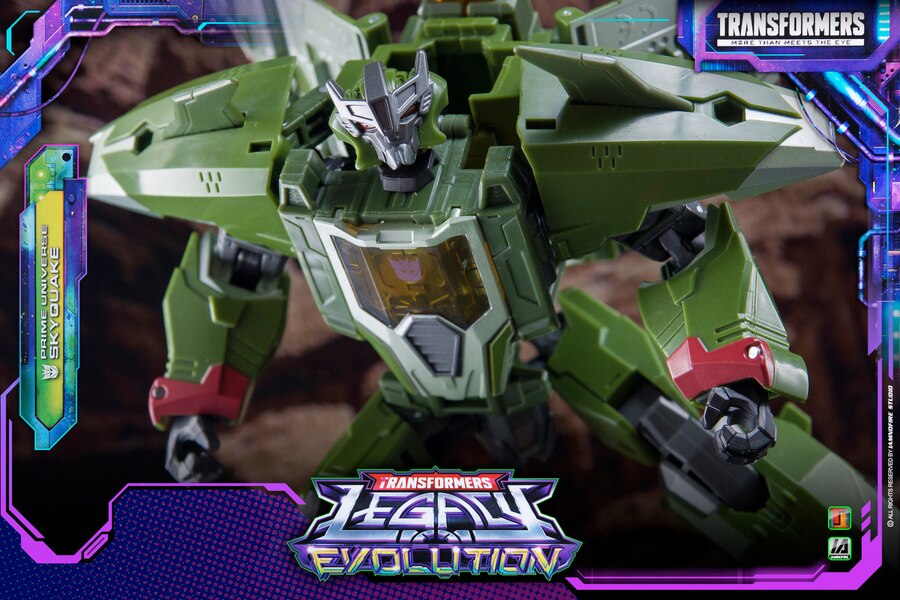 Skyquake Transformers Legacy Evolution Toy Photography By IAMNOFIRE  (16 of 18)