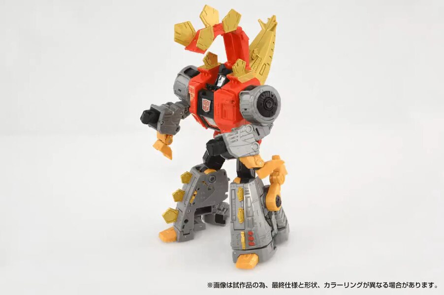 Image Of Dinobot Snarl Transformed! Official In Hand Images From Takara Tomy Studio Series  (3 of 4)
