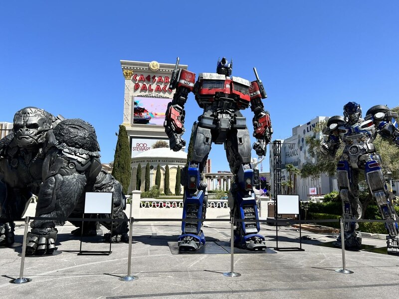 Image Of Mirage  Statue On Tour For Transformers Rise Of The Beasts  (13 of 21)