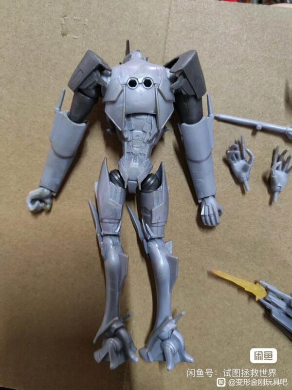 Image Of RED Prime Starscream From Transformers Robot Enhanced Designs  (4 of 4)