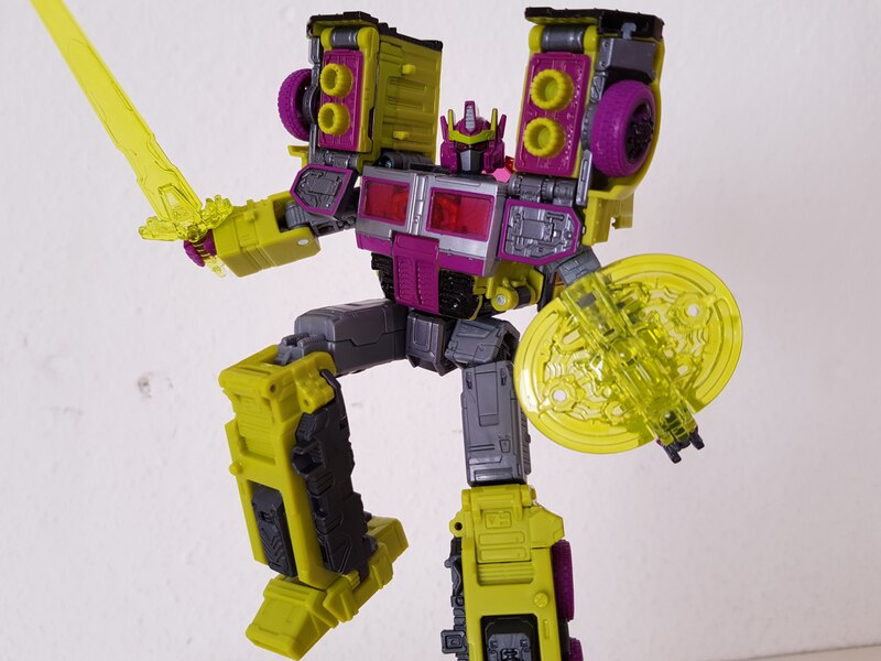 Image Of Toxitron  G2 Universe From Transformers Legacy Evolution  (2 of 6)