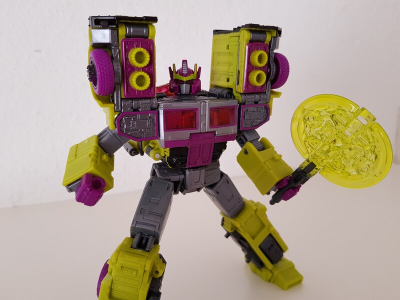 Image Of Toxitron  G2 Universe From Transformers Legacy Evolution  (3 of 6)