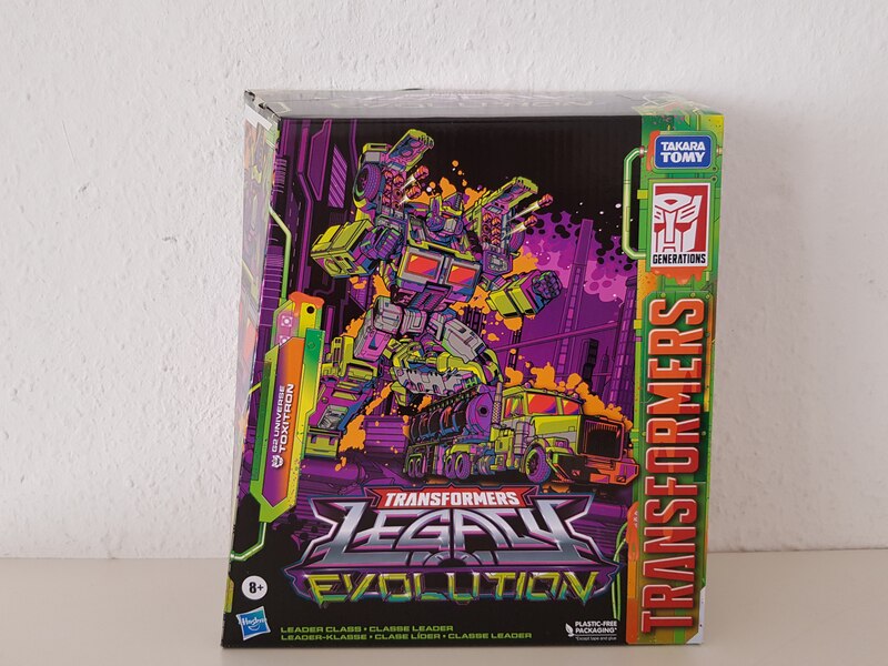 Image Of Toxitron  G2 Universe From Transformers Legacy Evolution  (5 of 6)