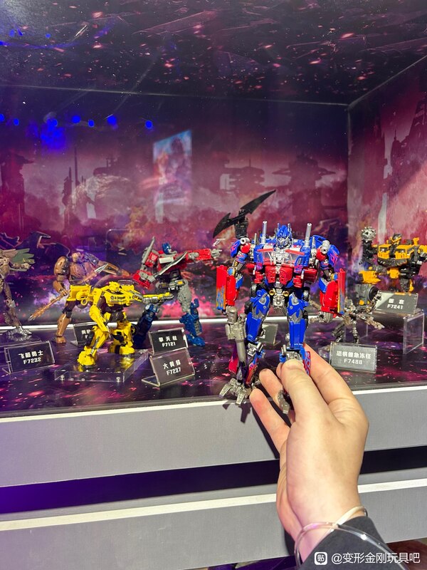 Image Of Leader Optimus Prime From Studio Series Rise Of The Beasts  (11 of 21)