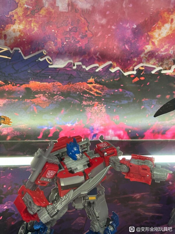 Image Of Leader Optimus Prime From Studio Series Rise Of The Beasts  (16 of 21)