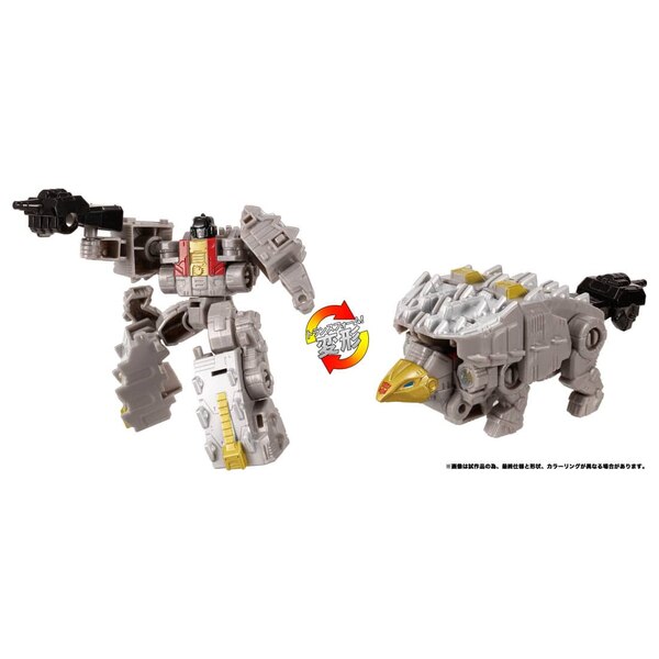 Takara TOMY Transformers Legacy Evolution Dinobots, Devcon, Beachcomber  (5 of 42)