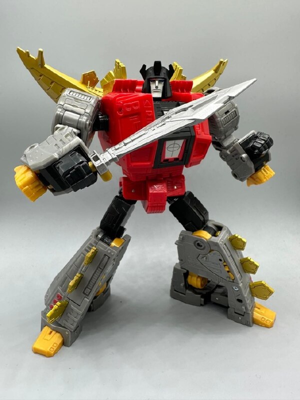 Image Of SS 19 86  Dinobot Snarl From Studio Series Leader Class Figure  (10 of 18)