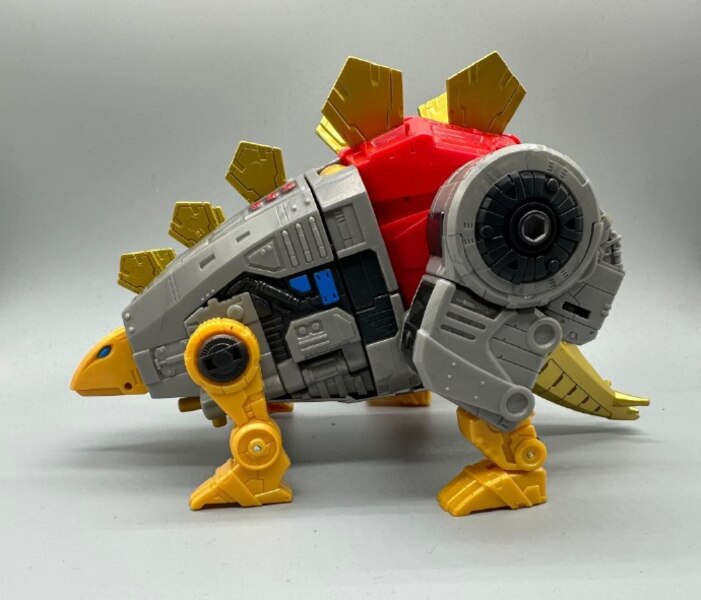 Image Of SS 19 86  Dinobot Snarl From Studio Series Leader Class Figure  (14 of 18)