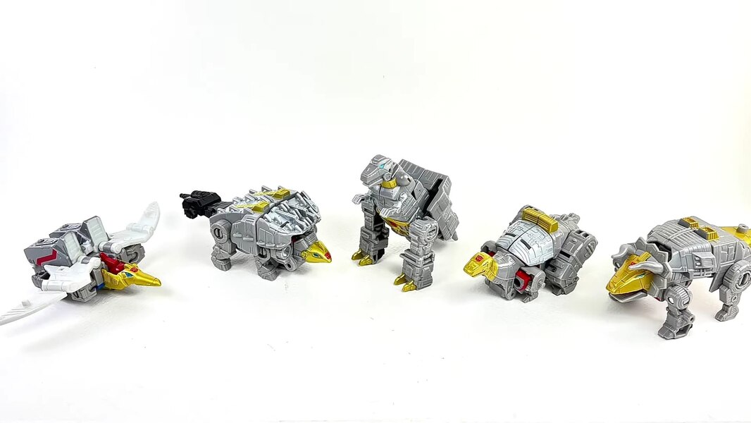 Image Of Core Swoop & Skarr From Transformers Legacy Evolution  (8 of 9)