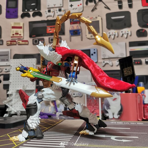 Image Of Unboxing Leo Prime Figure  From Flame Toys Furai Action  (12 of 18)