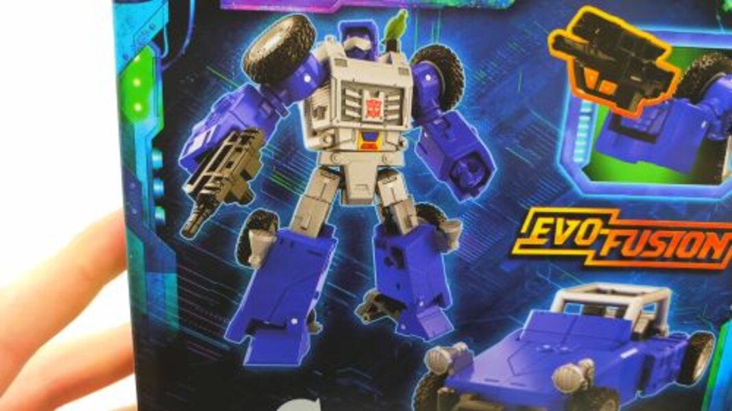 Image Of Beachcomberfrom Transformers Legacy  (12 of 37)