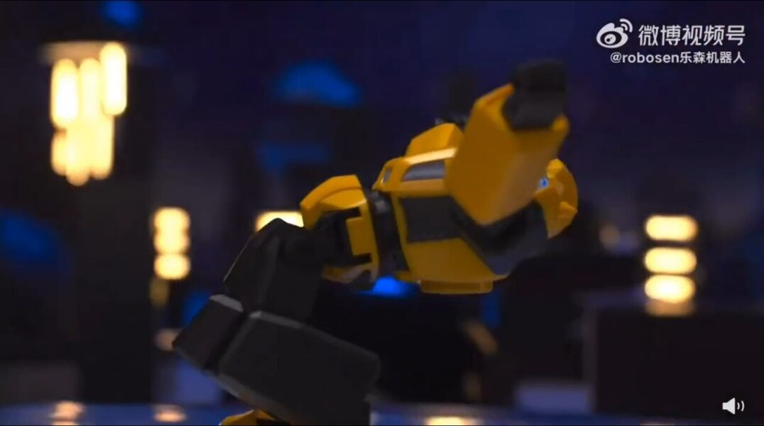 Image Of Robosen G1 Bumblebee Transformers Auto Converting Performance Series  (10 of 24)