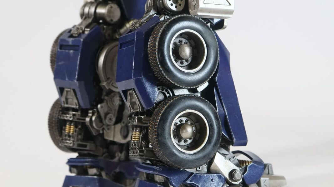 Image Of Threezero DLX Optimus Prime Transformers Rise Of The Beasts Figure  (10 of 33)