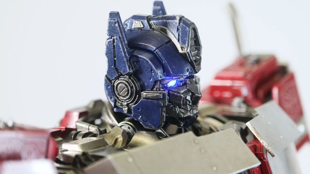 Image Of Threezero DLX Optimus Prime Transformers Rise Of The Beasts Figure  (13 of 33)